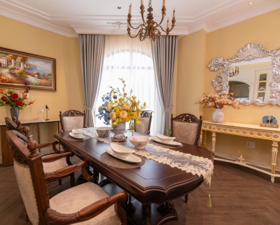 Bộ Bàn Ăn Gỗ Sồi Imperial Arch